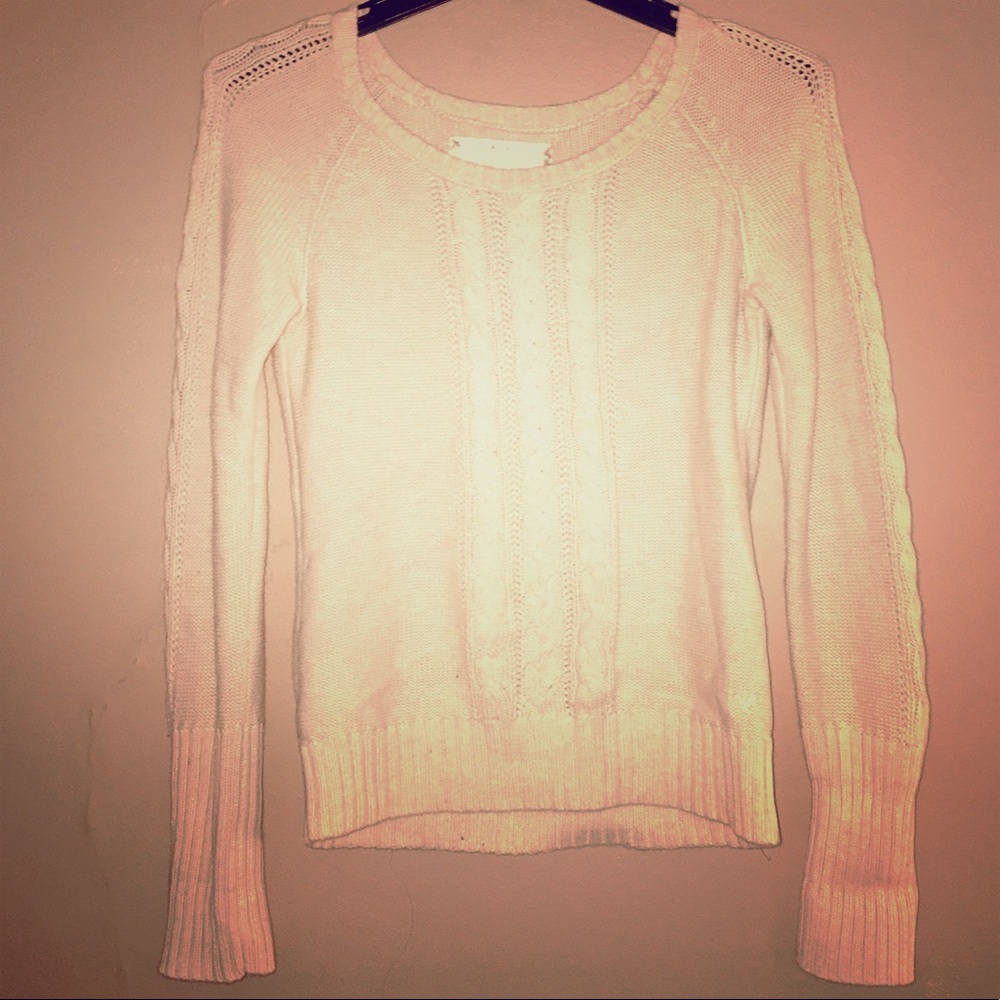American Eagle Women’s Sweater